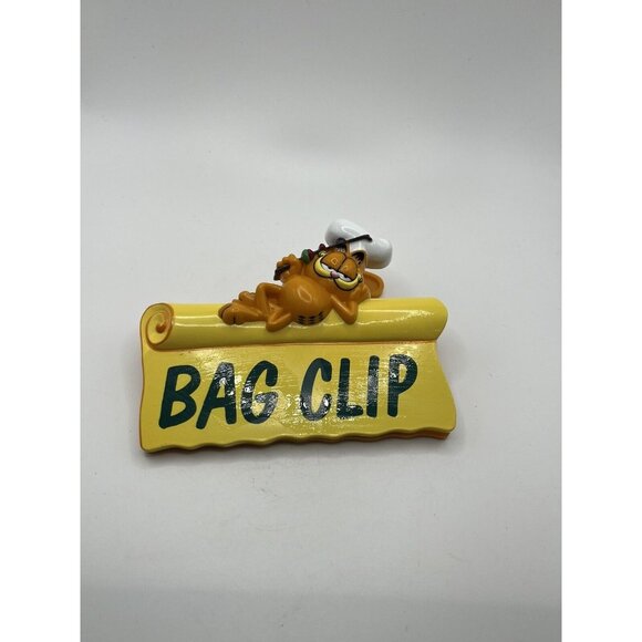GARFIELD BAG CLIP, PAWS GIFTCO IN GREAT SHAPE , GREAT COLLECTABLE SEE - Picture 1 of 15